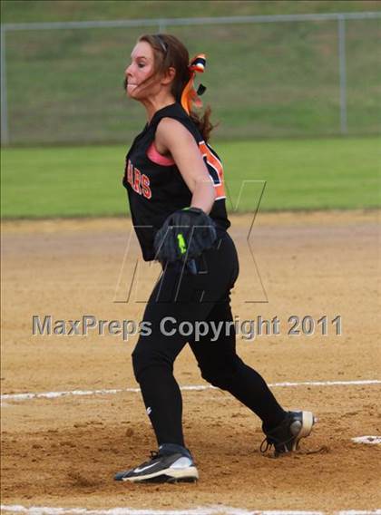 Thumbnail 2 in Gladewater @ Gilmer photogallery.