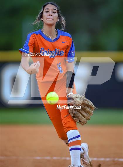 Thumbnail 1 in Oak Ridge vs Grand Oaks photogallery.