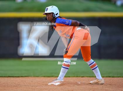 Thumbnail 1 in Oak Ridge vs Grand Oaks photogallery.