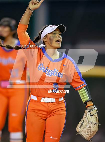 Thumbnail 2 in Oak Ridge vs Grand Oaks photogallery.
