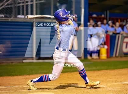 Thumbnail 1 in Oak Ridge vs Grand Oaks photogallery.