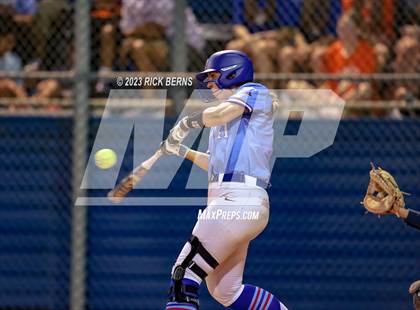 Thumbnail 3 in Oak Ridge vs Grand Oaks photogallery.