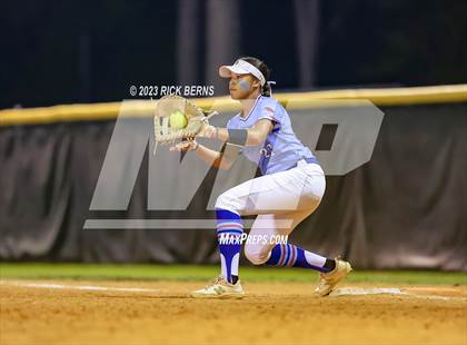 Thumbnail 2 in Oak Ridge vs Grand Oaks photogallery.