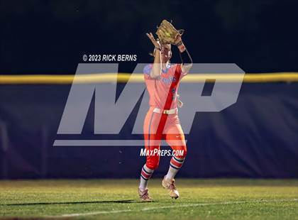 Thumbnail 2 in Oak Ridge vs Grand Oaks photogallery.