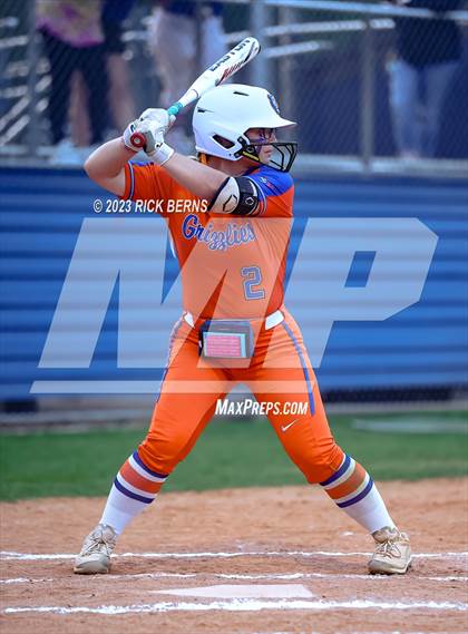 Thumbnail 2 in Oak Ridge vs Grand Oaks photogallery.