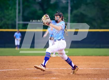 Thumbnail 3 in Oak Ridge vs Grand Oaks photogallery.