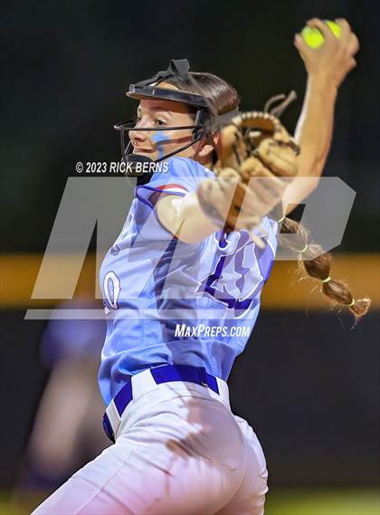 Thumbnail 1 in Oak Ridge vs Grand Oaks photogallery.