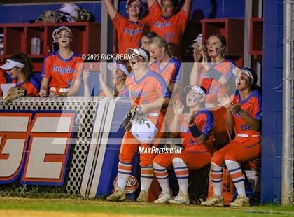 Thumbnail 3 in Oak Ridge vs Grand Oaks photogallery.