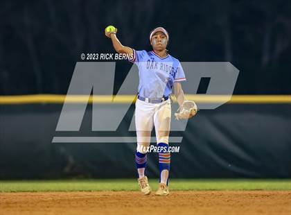 Thumbnail 1 in Oak Ridge vs Grand Oaks photogallery.