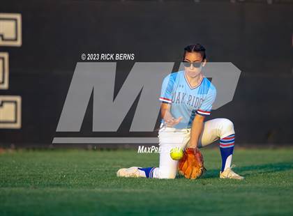 Thumbnail 1 in Oak Ridge vs Grand Oaks photogallery.