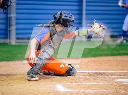 Thumbnail 2 in Oak Ridge vs Grand Oaks photogallery.