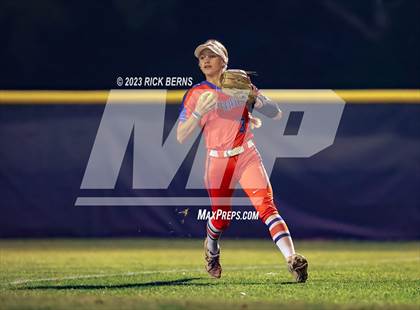 Thumbnail 3 in Oak Ridge vs Grand Oaks photogallery.