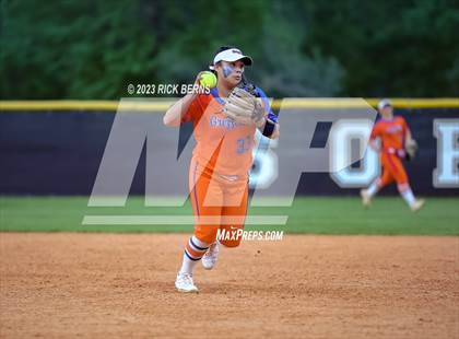 Thumbnail 1 in Oak Ridge vs Grand Oaks photogallery.