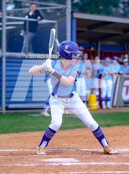 Thumbnail 3 in Oak Ridge vs Grand Oaks photogallery.