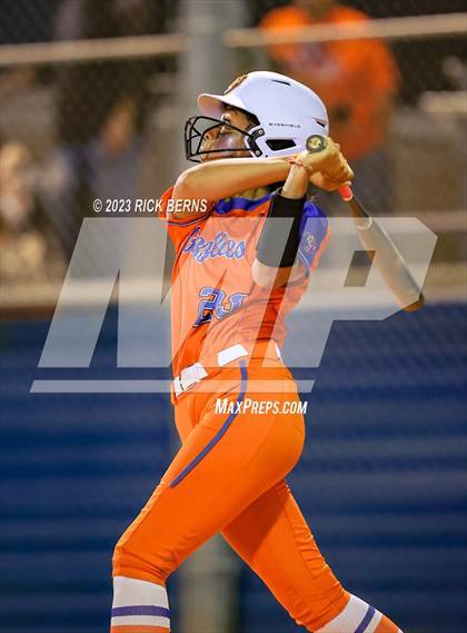 Thumbnail 1 in Oak Ridge vs Grand Oaks photogallery.