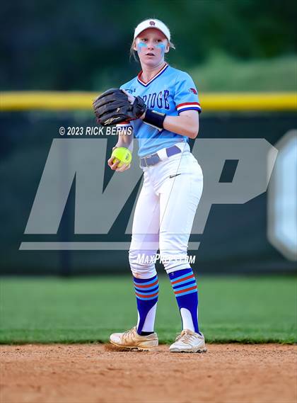 Thumbnail 3 in Oak Ridge vs Grand Oaks photogallery.