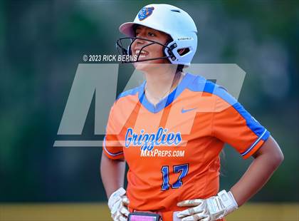 Thumbnail 2 in Oak Ridge vs Grand Oaks photogallery.
