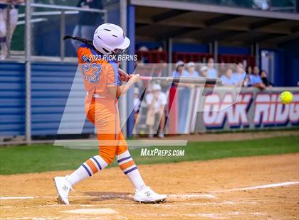 Thumbnail 1 in Oak Ridge vs Grand Oaks photogallery.