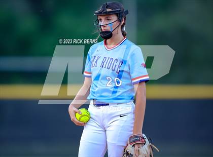 Thumbnail 2 in Oak Ridge vs Grand Oaks photogallery.