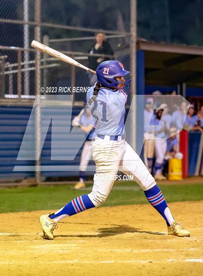 Thumbnail 2 in Oak Ridge vs Grand Oaks photogallery.