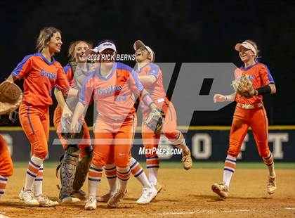 Thumbnail 3 in Oak Ridge vs Grand Oaks photogallery.