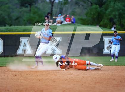 Thumbnail 3 in Oak Ridge vs Grand Oaks photogallery.