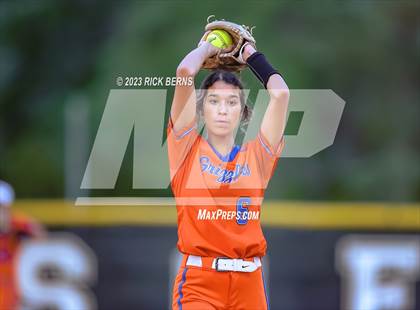 Thumbnail 2 in Oak Ridge vs Grand Oaks photogallery.