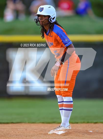 Thumbnail 3 in Oak Ridge vs Grand Oaks photogallery.