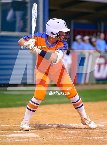 Thumbnail 1 in Oak Ridge vs Grand Oaks photogallery.