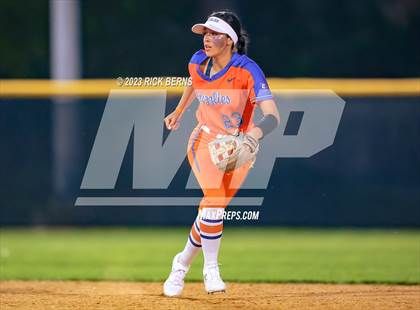 Thumbnail 3 in Oak Ridge vs Grand Oaks photogallery.