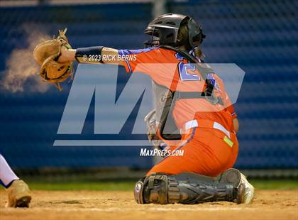 Thumbnail 3 in Oak Ridge vs Grand Oaks photogallery.