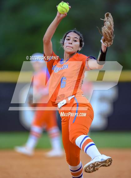 Thumbnail 2 in Oak Ridge vs Grand Oaks photogallery.