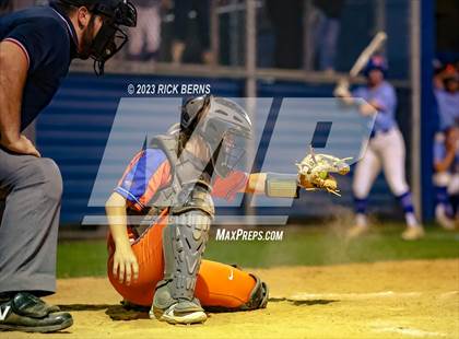 Thumbnail 3 in Oak Ridge vs Grand Oaks photogallery.