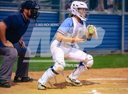 Thumbnail 3 in Oak Ridge vs Grand Oaks photogallery.