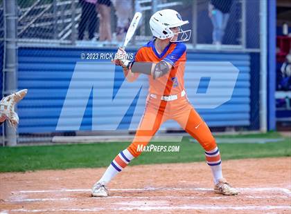 Thumbnail 3 in Oak Ridge vs Grand Oaks photogallery.