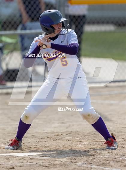 Thumbnail 1 in Bronson vs South Christian (Jenison Jamboree) photogallery.