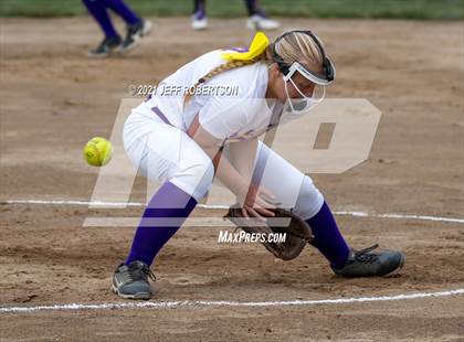 Thumbnail 3 in Bronson vs South Christian (Jenison Jamboree) photogallery.