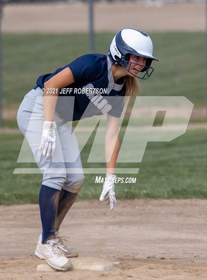 Thumbnail 3 in Bronson vs South Christian (Jenison Jamboree) photogallery.