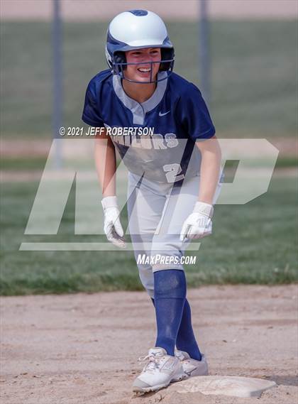 Thumbnail 3 in Bronson vs South Christian (Jenison Jamboree) photogallery.
