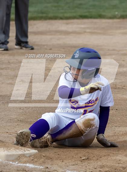 Thumbnail 1 in Bronson vs South Christian (Jenison Jamboree) photogallery.