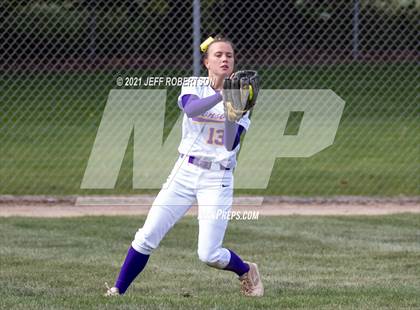 Thumbnail 2 in Bronson vs South Christian (Jenison Jamboree) photogallery.