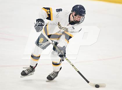 Thumbnail 1 in Wethersfield vs. Simsbury (CCC North Final) photogallery.