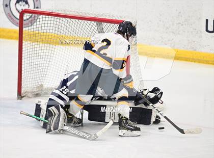Thumbnail 1 in Wethersfield vs. Simsbury (CCC North Final) photogallery.