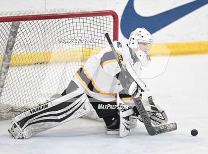 Thumbnail 1 in Wethersfield vs. Simsbury (CCC North Final) photogallery.