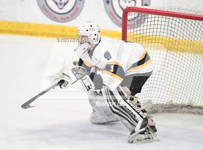 Thumbnail 1 in Wethersfield vs. Simsbury (CCC North Final) photogallery.