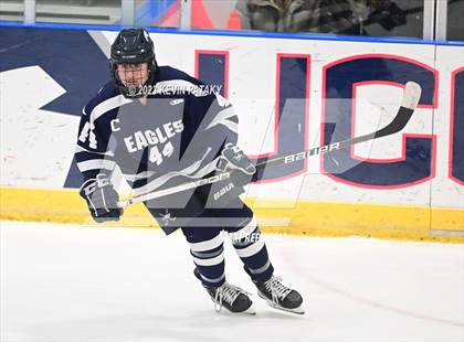 Thumbnail 1 in Wethersfield vs. Simsbury (CCC North Final) photogallery.