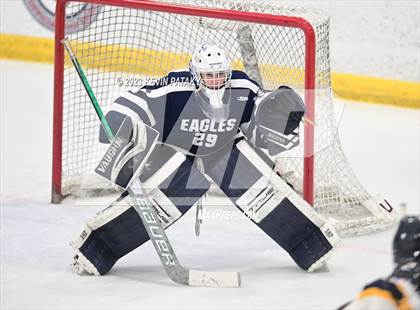Thumbnail 3 in Wethersfield vs. Simsbury (CCC North Final) photogallery.