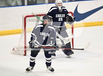 Thumbnail 2 in Wethersfield vs. Simsbury (CCC North Final) photogallery.