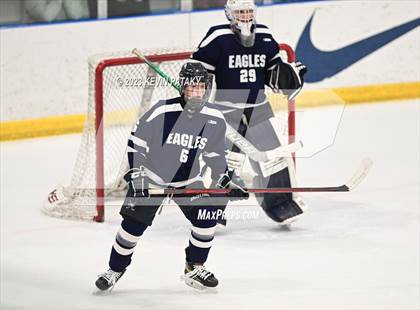 Thumbnail 3 in Wethersfield vs. Simsbury (CCC North Final) photogallery.