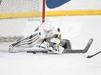 Thumbnail 3 in Wethersfield vs. Simsbury (CCC North Final) photogallery.